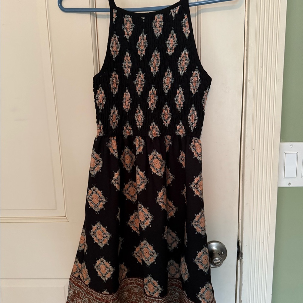 Elegant Black and Orange Patterned Dress